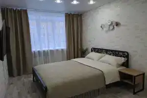 Бежевая, Апатиты