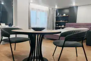 Studio apartment with designer renovation in the center of Pervomayska