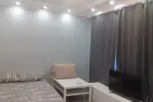 Уютная квартира между вокзалом и привозом