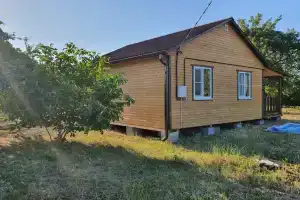 Уютный домик с садом на Азовском море, Должанская