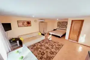 Студия у моря