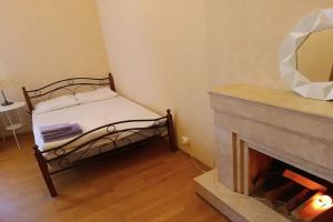 Комната камином и общими санузлами, Санкт-Петербург