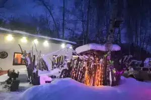 Дом с баней, Октябрьский