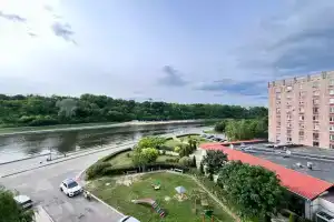 Квартира на набережной с видом на реку, Орел