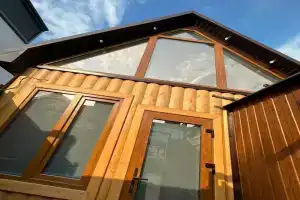 Уютный домик на берегу моря