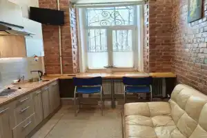 Студия в 1 минуте пешком до Турнера