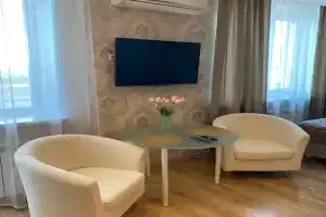 Шикарная квартира рядом с парком, Омск