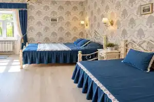 Апартаменты Любы с видом на Ипатьевский монастырь, Кострома