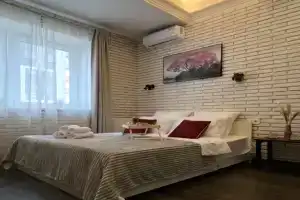 Студия, Москва