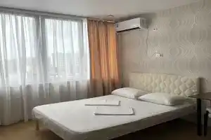 Студия, Адлер