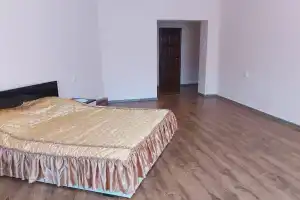 Просторная квартира в тихом спальном районе