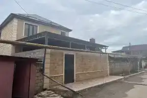 Двухэтажный коттедж на берегу Каспийского моря, Дербент