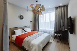 Вид из окна на Юдиттен Кирху! Рядом парк Теодора Кроне для прогулок, Калининград