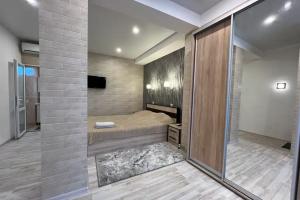 Четырёхместный номер люкс с видом на горы