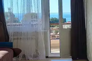 Квартира с террасой и видом на море, Адлер