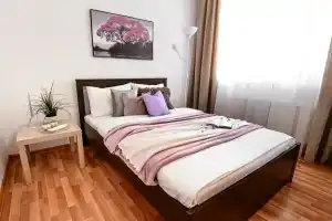 Уютное место в центре города рядом с УГМК