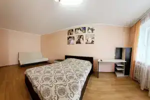 Квартира на 1 линии, Оренбург