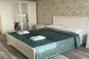 Уютная и светлая квaртиpа с еврорeмонтoм, Нальчик