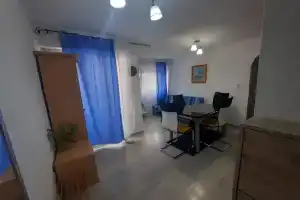 Уютная комната в квартире на море