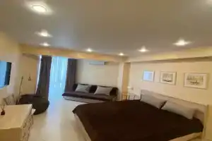 Уютная студия на самом берегу моря, Севастополь