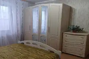 Уютная квартира трёхкомнатная, Миллерово