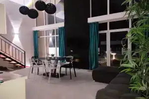 Дом рядом с побережьем, Куликово