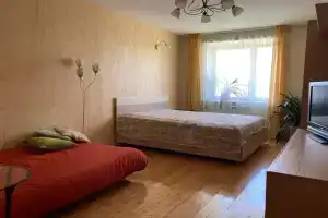 Квартира у метро на западе, Санкт-Петербург