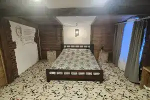 Трёхместный номер люкс, Торжок