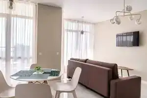 Люкс в центре с балконом и видом на море