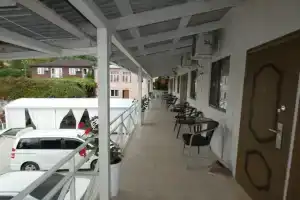 Гостевой дом на Абжуйском шоссе, Сухум