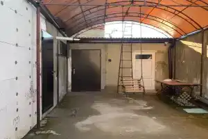 Уютный дом рядом со смотровой, Дубки