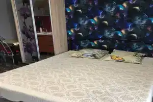 Трёхместный номер №5 с балконом, Судак
