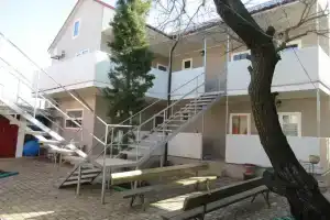 Гостевой дом «Лилия», Коктебель