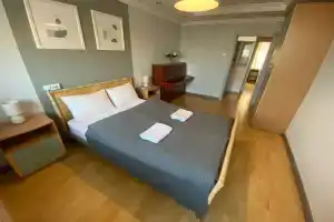 Home 101, Тихвин