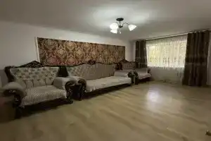 Трёхкомнатная квартира в центре города рядом с санаторием Виктория