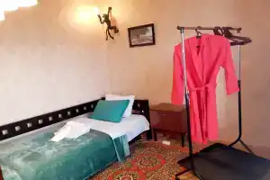 Комната с видом на город, метро «Краснопресненская», Москва