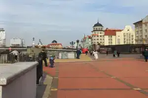Центр города, квартира на набережной у Рыбной деревни, Калининград