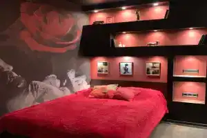 Яркая квартира с джакузи и шикарным видом из окон, Нижний Новгород
