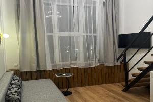 Уютные двухуровневые апартаменты 28м недалеко от центра, Санкт-Петербург