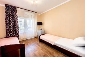 Стандарт 2-х местный с 2 кроватями и балконом, Вардане