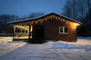 Коттедж с сауной рядом с озером в Лужском районе