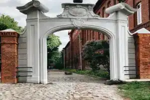 Большая, уютная двухкомнатная квартира с кондиционероми рольставнями, Калининград
