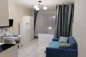 Студия рядом с Золотым мостом, Владивосток
