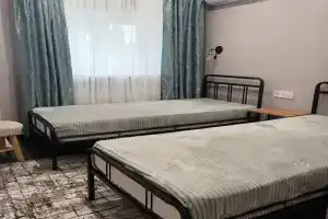 Двухместный номер с 2 отдельными кроватями с санузлом, Славянка