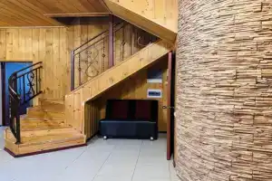 Большой и уютный дом в сосновом бору