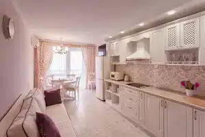 Апартаменты с дизайнерским ремонтом, Семидворье
