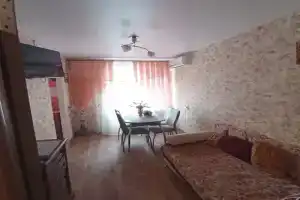 3 комнатная квартира в центре