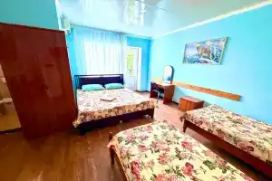 Студия на 4х с балконом в Элинге у моря