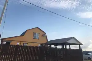 Коттедж на Азовском море, Голубицкая