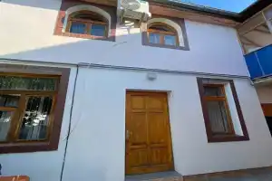 Домик в центре, где тихо и спокойно